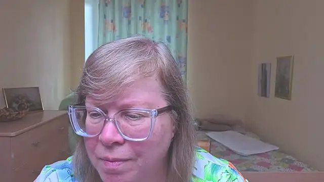 Snapshot of Emma_Eclipsee chatting on 04-02-26, 11:08 Emma Eclipsee online show from 04-02-26, 11:08