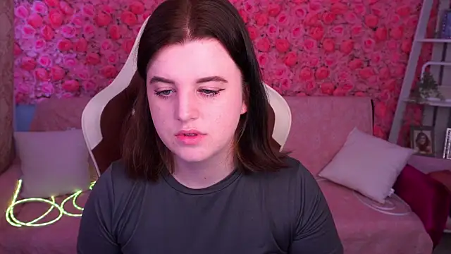 KristiFoxy online show from 06-10-26, 04:56