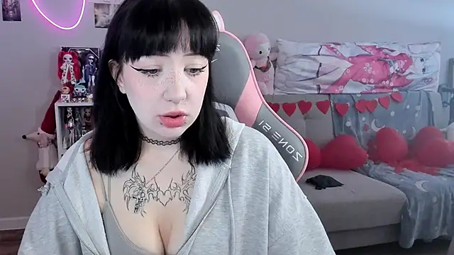 MollysLand online show from 02-20-26, 07:54