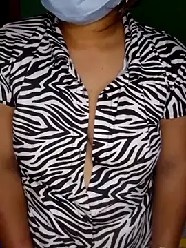 Snapshot of Hello_Rithika69 chatting on 02-11-26, 06:02 Hello Rithika69 online show from 02-11-26, 06:02