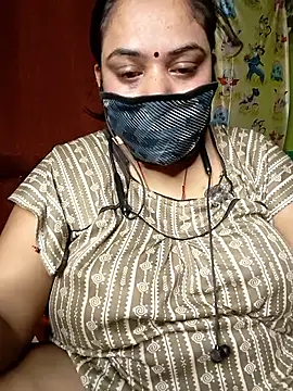 06Rozi online show from 04-14-26, 04:57