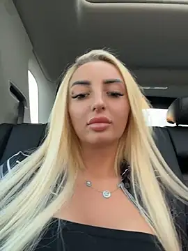 MissObsidian online show from 06-25-26, 05:39