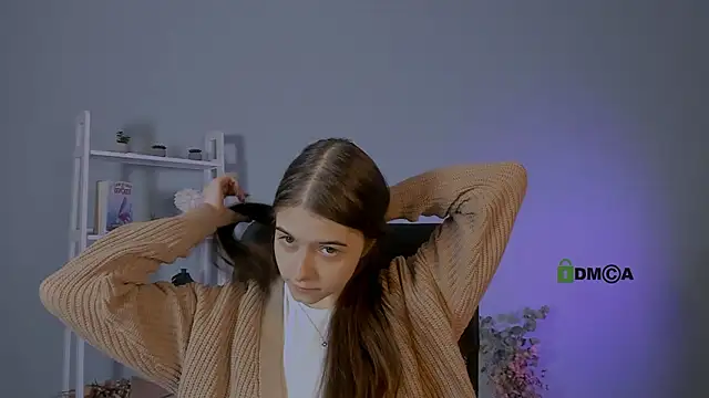 molly hollow online show from 02-08-26, 12:19