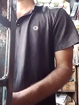 Snapshot of sos-boy chatting on 02-28-26, 08:26 sos-boy online show from 02-28-26, 08:26