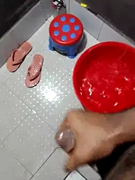 Snapshot of sos-boy chatting on 03-05-26, 06:26 sos-boy online show from 03-05-26, 06:26