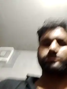 Snapshot of sos-boy chatting on 03-08-26, 05:17 sos-boy online show from 03-08-26, 05:17