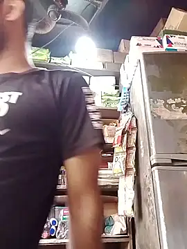 Snapshot of sos-boy chatting on 03-13-26, 07:15 sos-boy online show from 03-13-26, 07:15