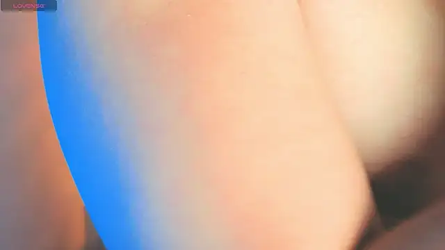 MeelFox online show from 03-07-26, 12:46