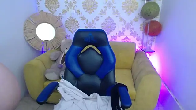 ALISS M  online show from 03-13-26, 08:59