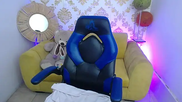 ALISS M  online show from 03-14-26, 09:04