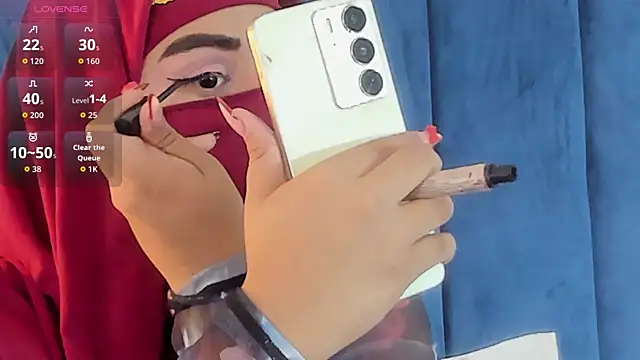 Snapshot of fatimarab__ chatting on 04-07-26, 03:29 fatimarab online show from 04-07-26, 03:29