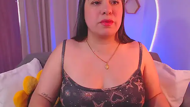 isabum  online show from 03-13-26, 04:24