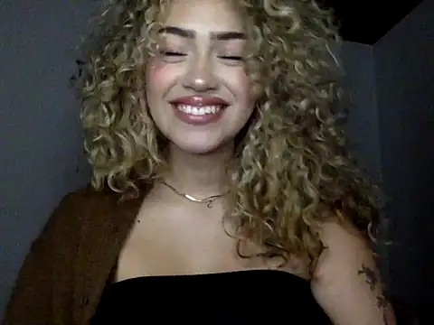 Maddy Beluci online show from 03-05-26, 05:03