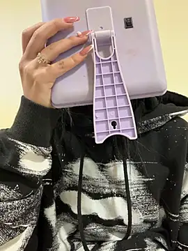 Sara Fernandez  online show from 02-26-26, 01:54