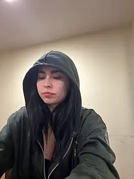Snapshot of Sara_Fernandez_ chatting on 04-20-26, 01:58 Sara Fernandez online show from 04-20-26, 01:58