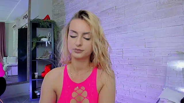 Ivorym00n online show from 05-04-26, 05:14