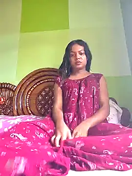 Snapshot of Decent_girl01 chatting on 07-08-26, 06:51 Decent girl01 online show from 07-08-26, 06:51