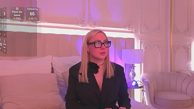 NicoleRays online show from 02-09-26, 12:53