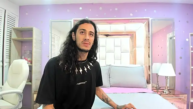 Goldentemptation  online show from 06-14-26, 01:24