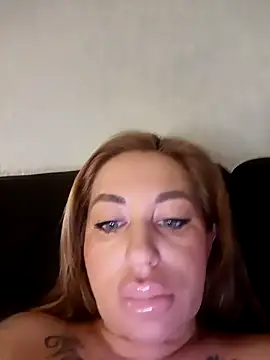 MiaMooly online show from 02-05-26, 07:29