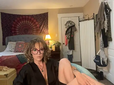 BrookiesLife online show from 06-21-26, 11:51