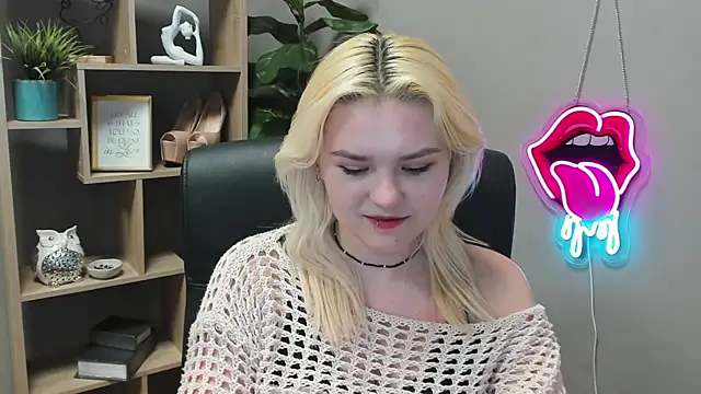 SweetLilyxo online show from 03-03-26, 07:25