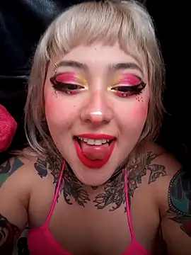 Snapshot of ciindy_ink chatting on 03-17-26, 06:00 ciindy ink online show from 03-17-26, 06:00