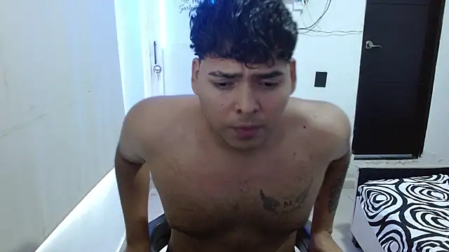 badboyhot010 online show from 02-04-26, 06:14