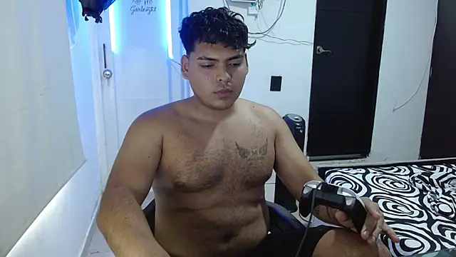 badboyhot010 online show from 02-06-26, 09:51