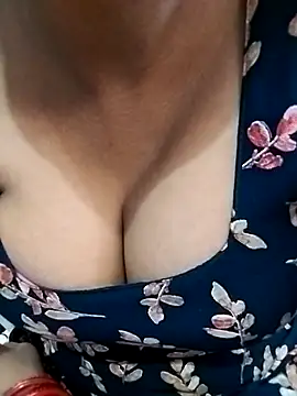 Radhika-Sinha online show from 02-17-26, 02:52