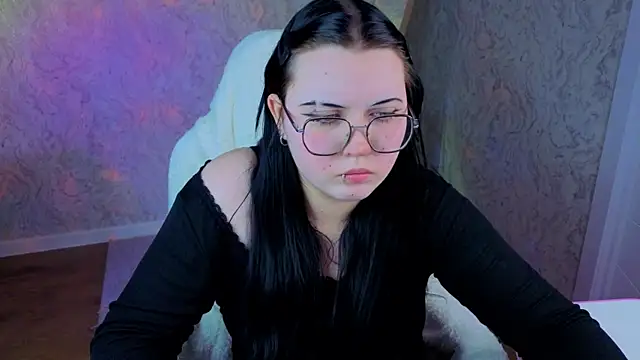 Kira G0ld online show from 06-24-26, 05:01