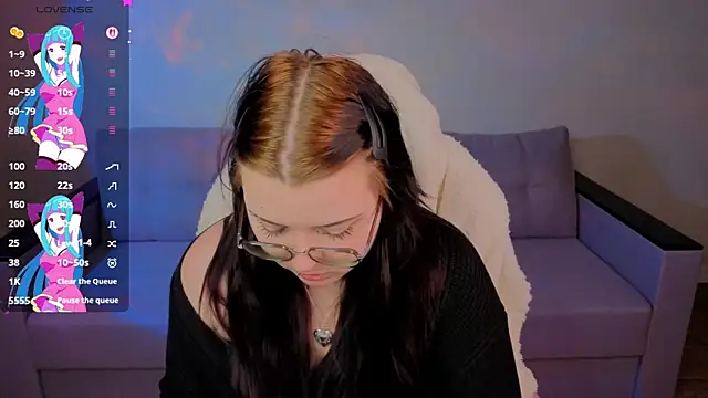Kira G0ld online show from 07-08-26, 05:06