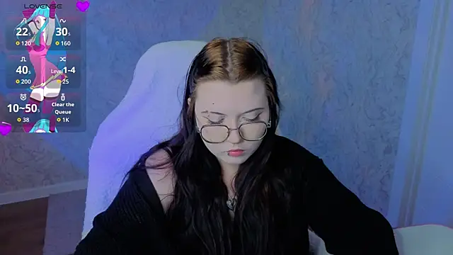 Kira G0ld online show from 07-10-26, 05:04