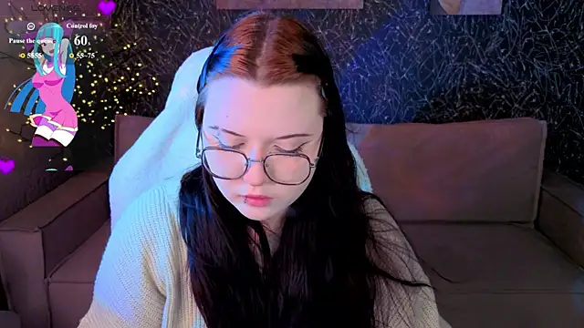 Kira G0ld online show from 07-11-26, 05:04
