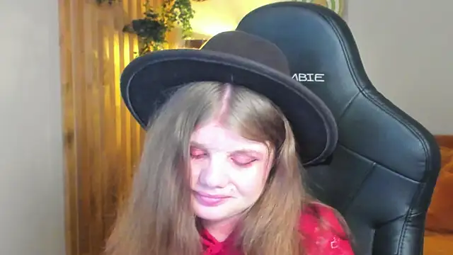 ChloeHalses online show from 05-10-26, 05:07