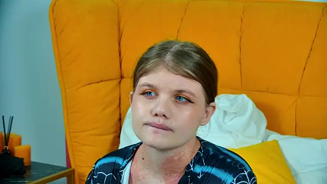 ChloeHalses online show from 06-13-26, 05:11