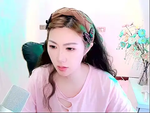Snapshot of zhuzhu-66 chatting on 06-03-26, 01:14 zhuzhu-66 online show from 06-03-26, 01:14