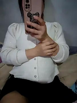 aki zz69 online show from 02-20-26, 10:16