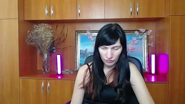 Snapshot of Rosalinda_ro chatting on 03-22-26, 01:36 Rosalinda ro online show from 03-22-26, 01:36