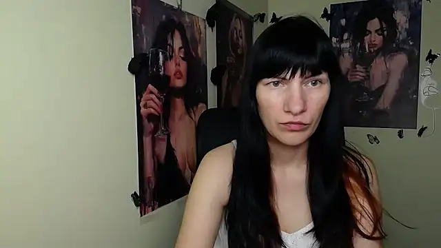 Snapshot of Rosalinda_ro chatting on 04-15-26, 12:34 Rosalinda ro online show from 04-15-26, 12:34