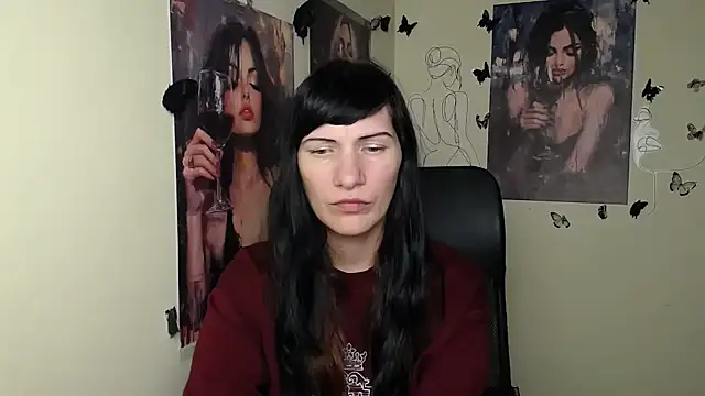 Snapshot of Rosalinda_ro chatting on 05-13-26, 06:05 Rosalinda ro online show from 05-13-26, 06:05