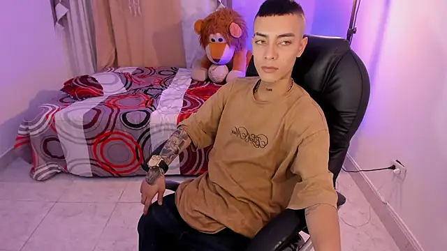 Dereck Boy  online show from 05-11-26, 04:07