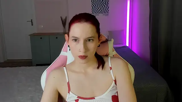 Kira  Luis online show from 02-04-26, 10:21