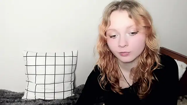 Miia foxy online show from 02-09-26, 03:38