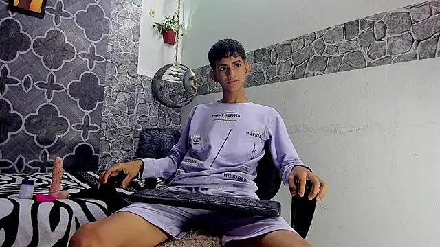 axel strongx18 online show from 02-06-26, 02:09