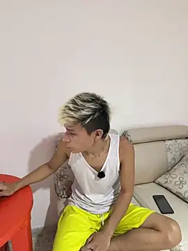 MaxyRyan online show from 05-02-26, 11:59