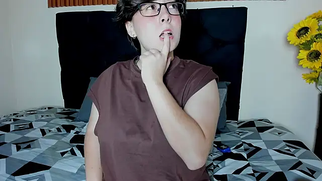  Daarcy  online show from 03-04-26, 03:56