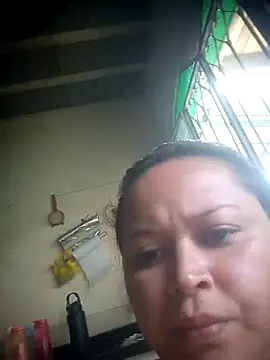 Snapshot of brunaahot chatting on 04-16-26, 01:23 brunaahot online show from 04-16-26, 01:23