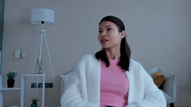 CleoBesley online show from 02-10-26, 07:12