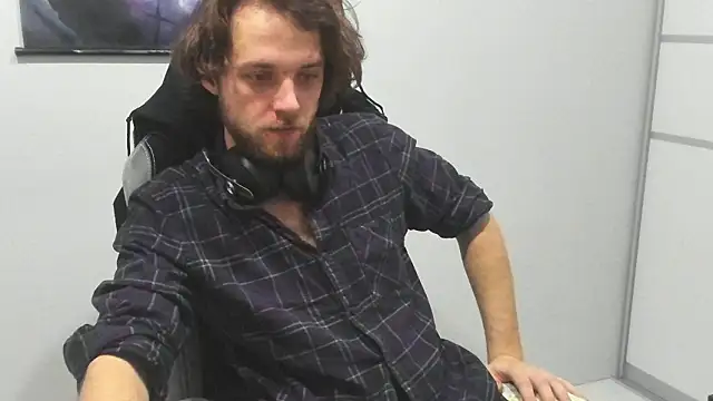 LetsDoItDirty13 online show from 02-04-26, 01:39